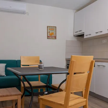Baba Ane Apartmán Kaštela